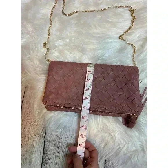 Urban Expressions Weave Vegan Leather Crossbody Purse Dusty Pink - Picture 4 of 11